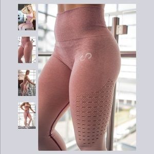 Curves N Combatboots Pink Ombre Leggings